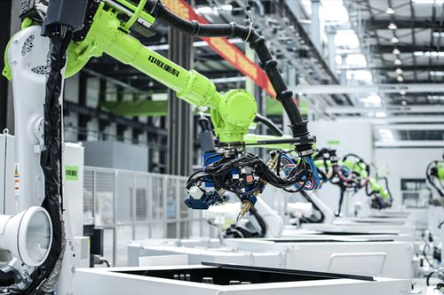 逐 绿 而行 中联重科再获3项省级绿色制造荣誉